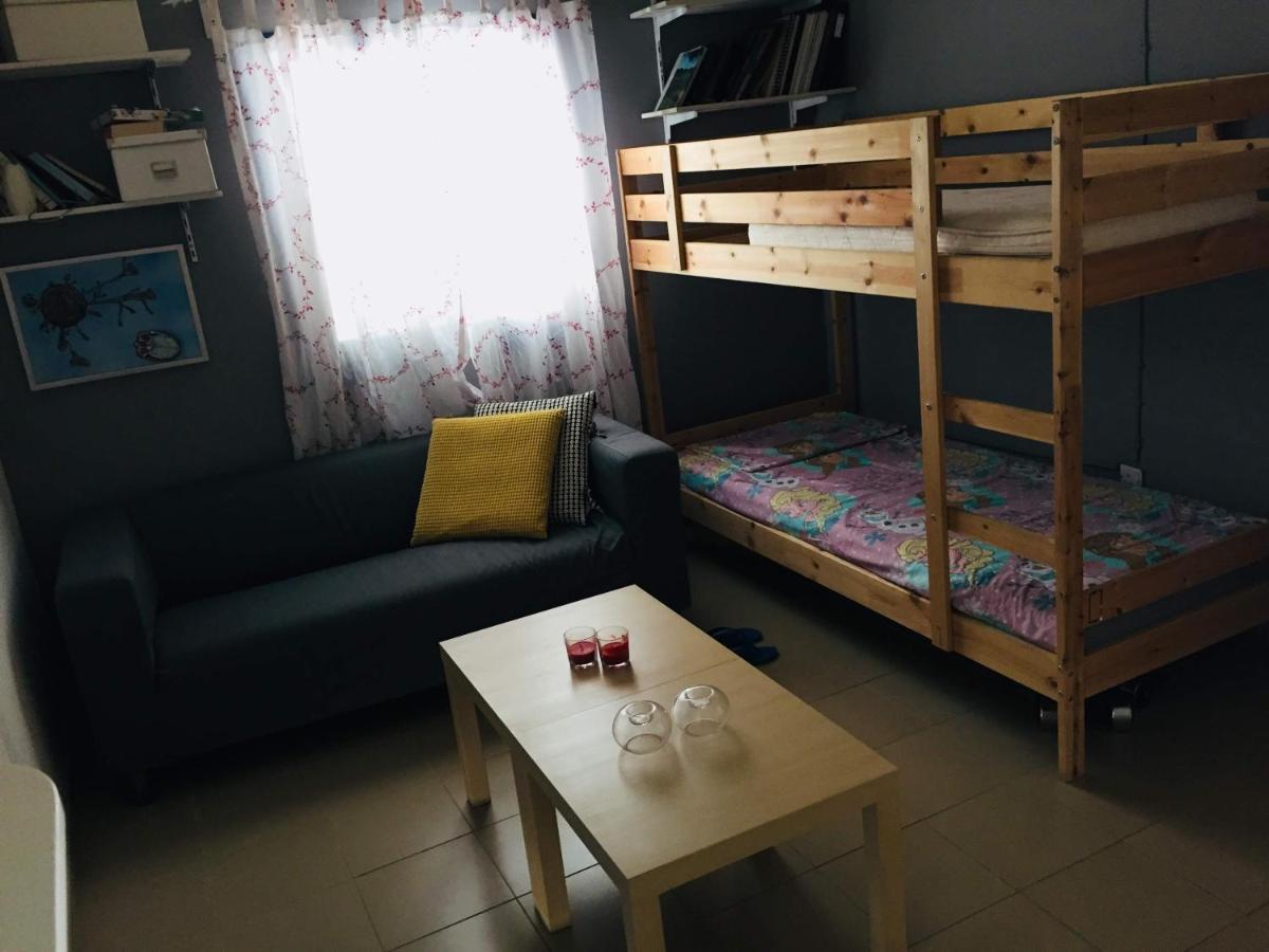 Artist Cottage In Dromolaxia Larnaca Bagian luar foto